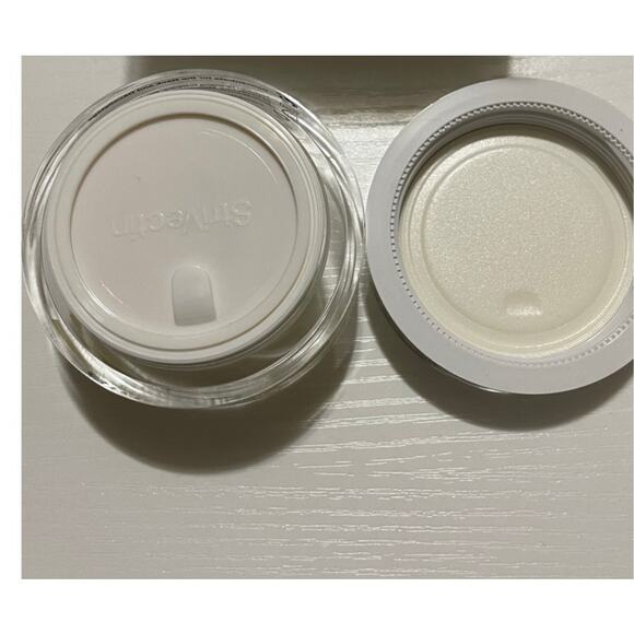 StriVectin-TL Neck Cream Concentrate For The Neck And Decolletage 1..4 fl oz - Picture 5 of 8